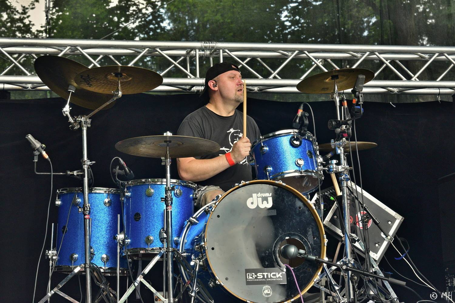 Manětín v sobotu ovládli rockeři. Zahráli Arakain, Krucipüsk, Gaia Mesiah nebo Cocotte Minute