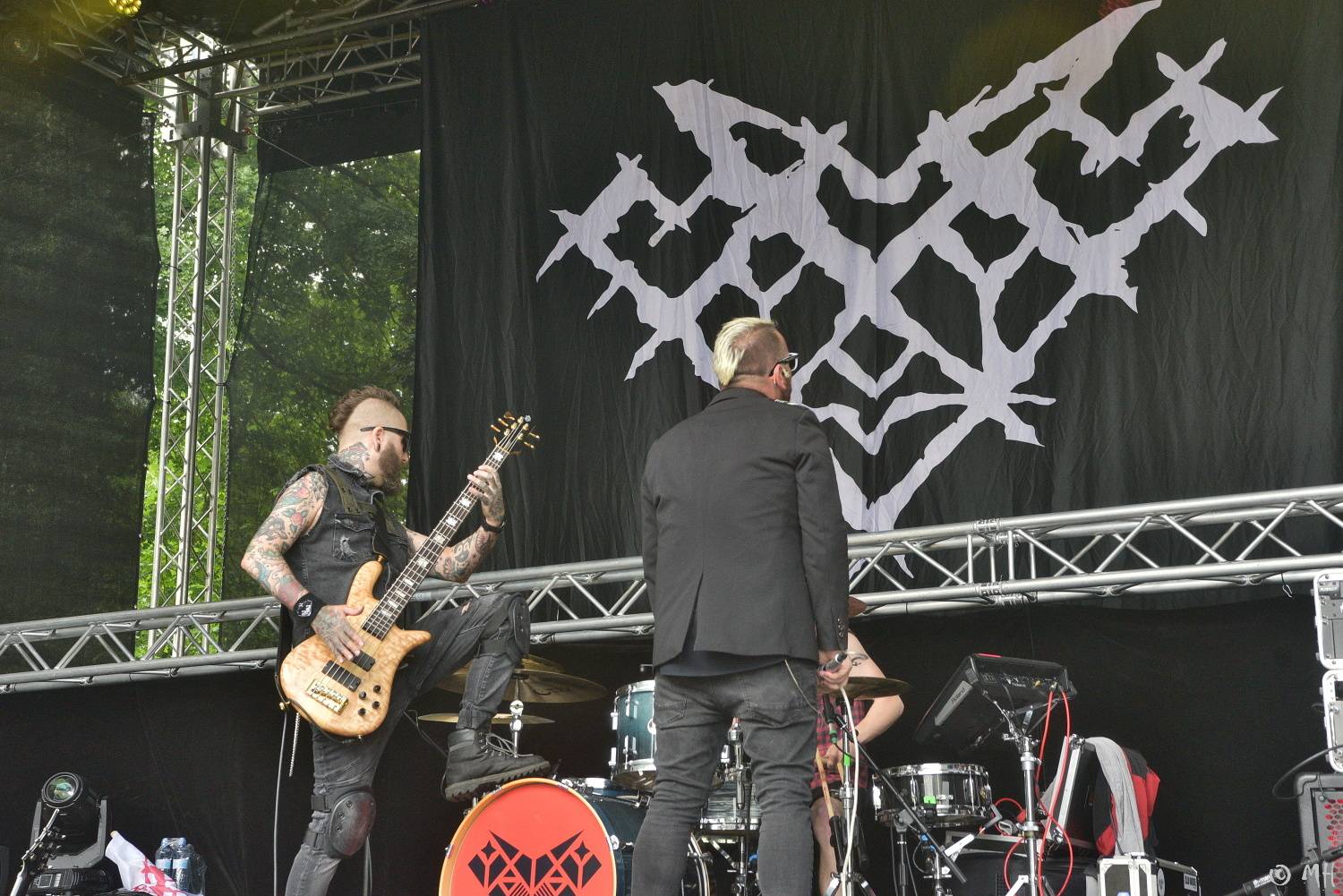 Manětín v sobotu ovládli rockeři. Zahráli Arakain, Krucipüsk, Gaia Mesiah nebo Cocotte Minute