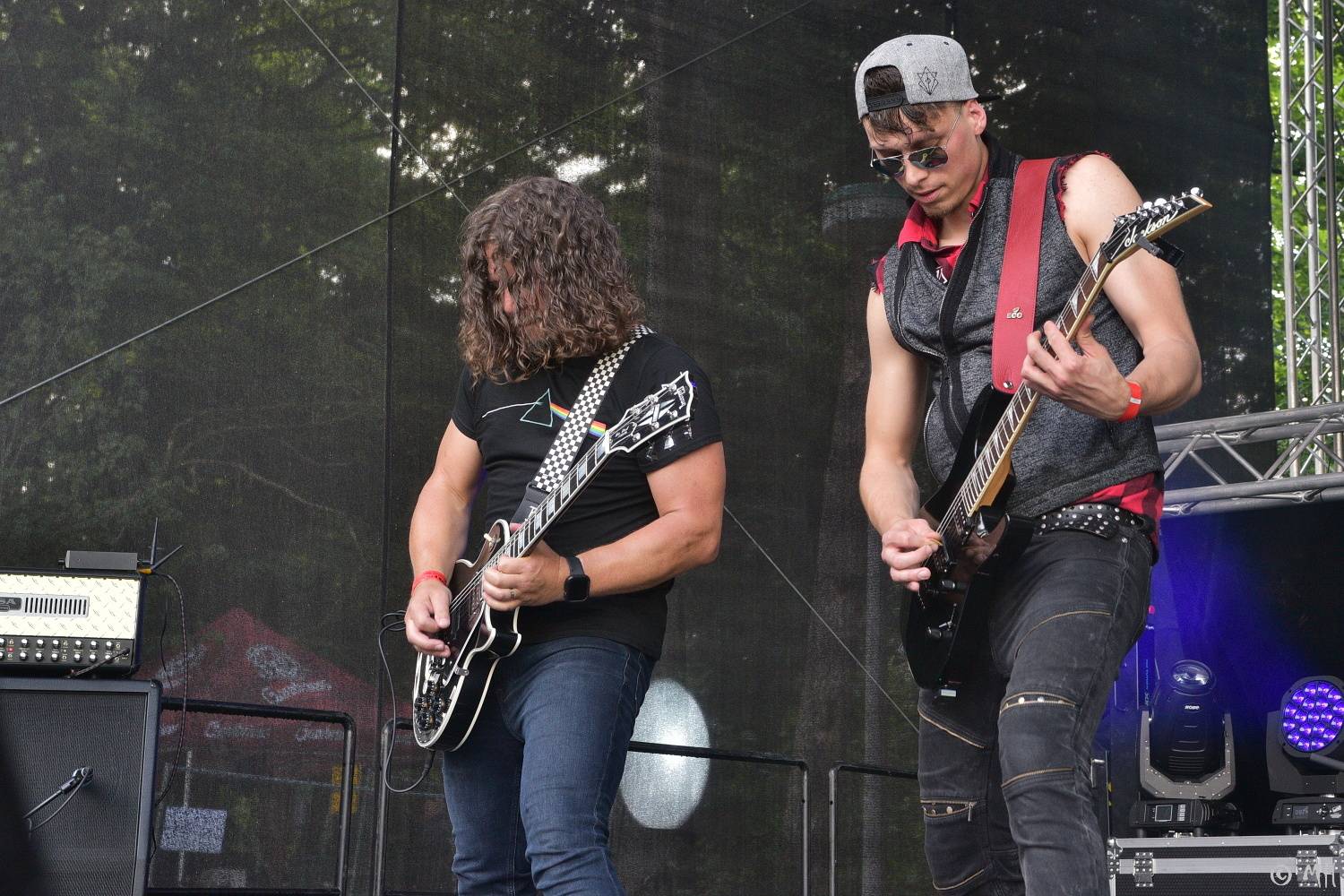 Manětín v sobotu ovládli rockeři. Zahráli Arakain, Krucipüsk, Gaia Mesiah nebo Cocotte Minute