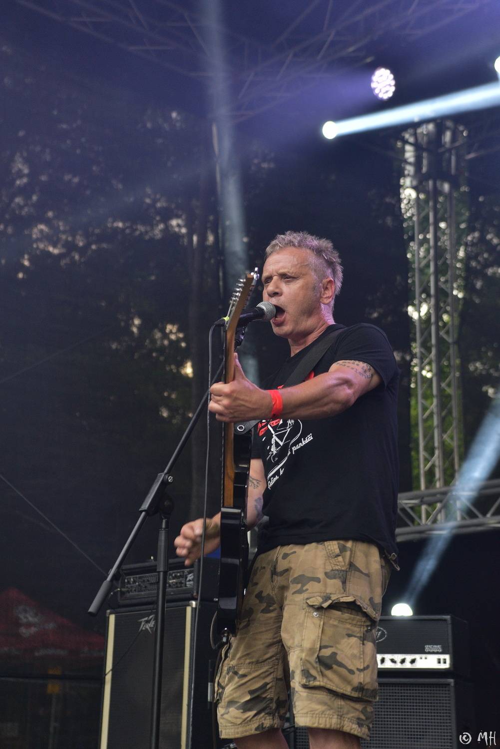 Manětín v sobotu ovládli rockeři. Zahráli Arakain, Krucipüsk, Gaia Mesiah nebo Cocotte Minute