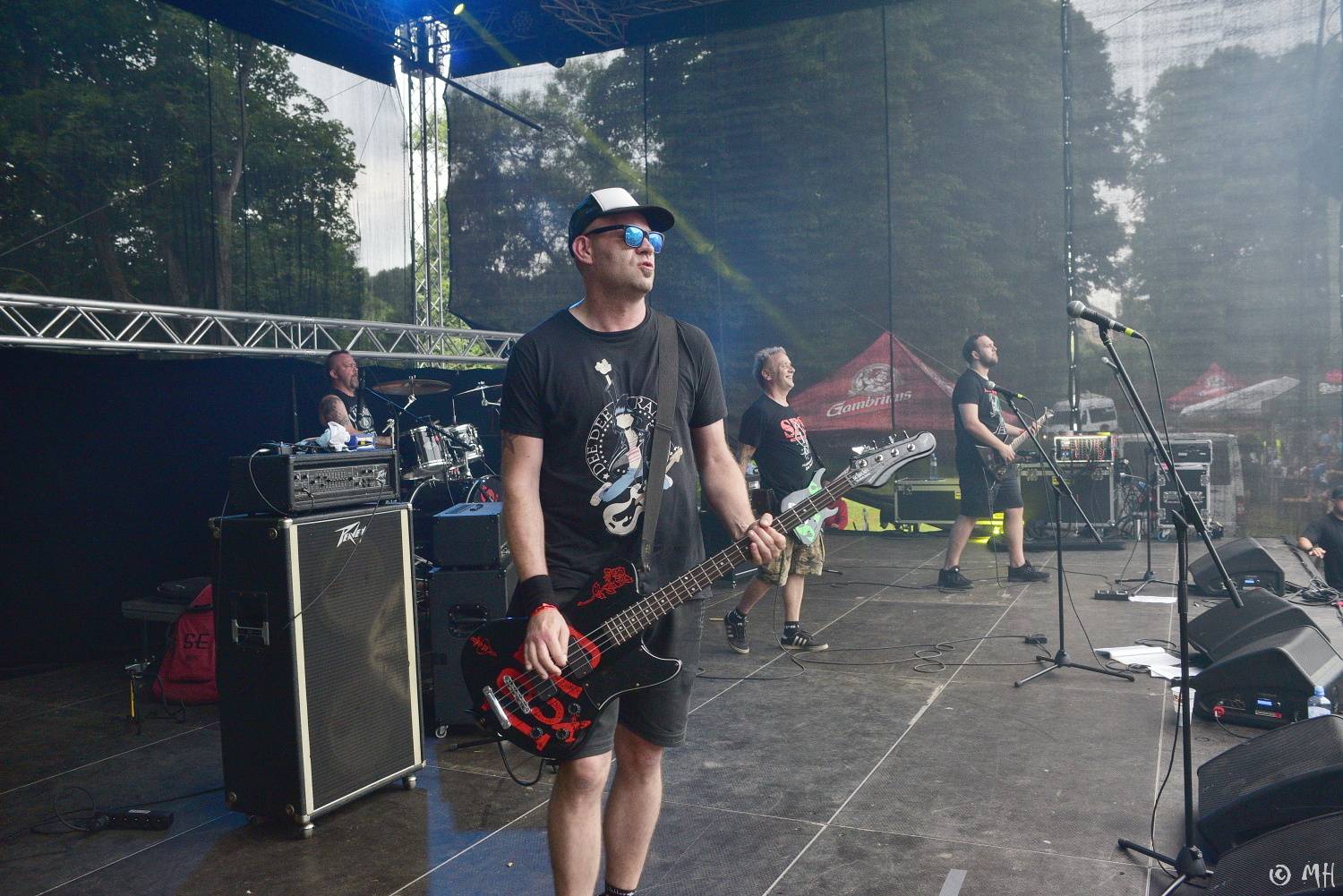 Manětín v sobotu ovládli rockeři. Zahráli Arakain, Krucipüsk, Gaia Mesiah nebo Cocotte Minute
