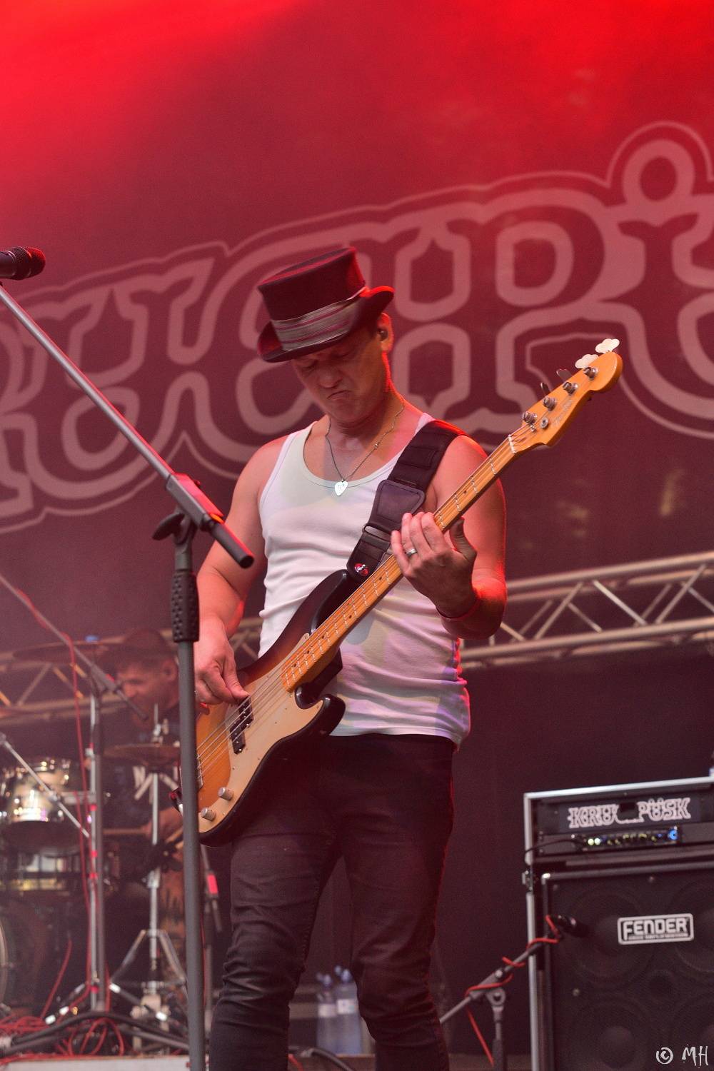 Manětín v sobotu ovládli rockeři. Zahráli Arakain, Krucipüsk, Gaia Mesiah nebo Cocotte Minute