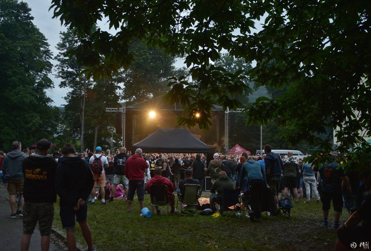 Manětín v sobotu ovládli rockeři. Zahráli Arakain, Krucipüsk, Gaia Mesiah nebo Cocotte Minute