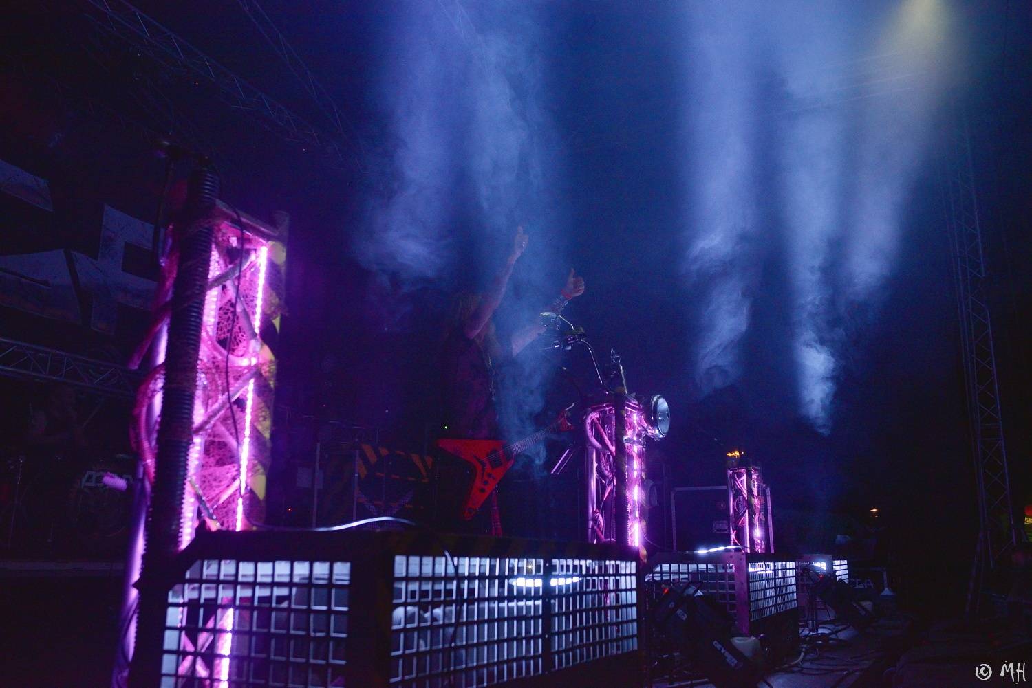 Manětín v sobotu ovládli rockeři. Zahráli Arakain, Krucipüsk, Gaia Mesiah nebo Cocotte Minute