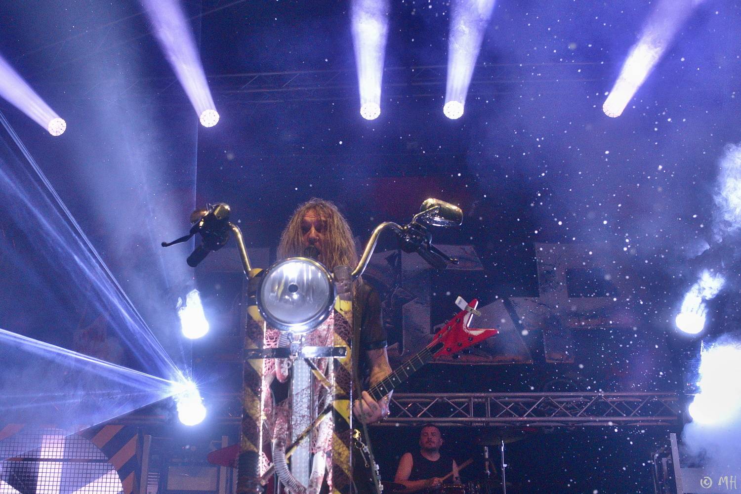 Manětín v sobotu ovládli rockeři. Zahráli Arakain, Krucipüsk, Gaia Mesiah nebo Cocotte Minute