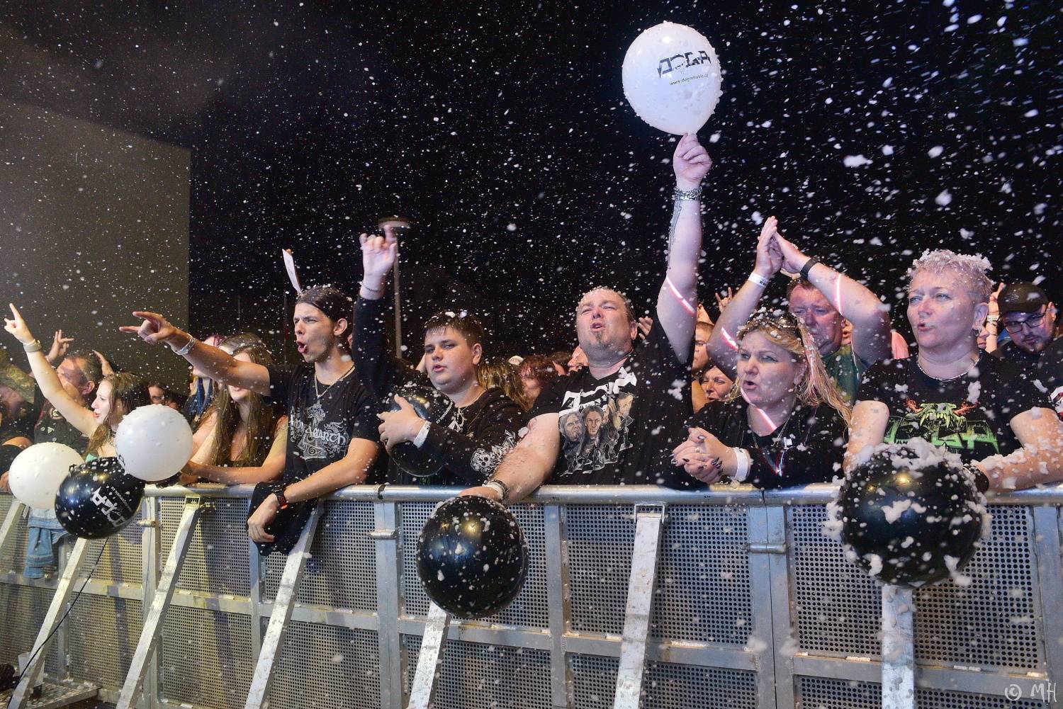 Manětín v sobotu ovládli rockeři. Zahráli Arakain, Krucipüsk, Gaia Mesiah nebo Cocotte Minute