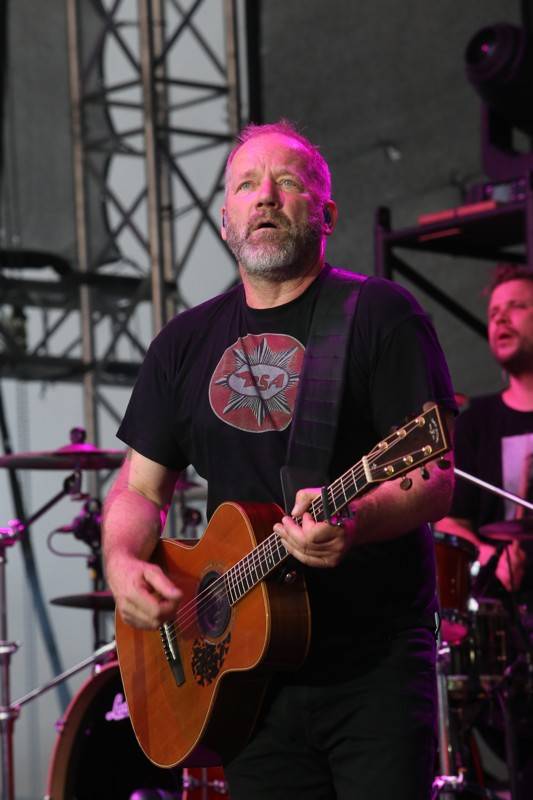 V Mikulově se dotkli Lucie. Kapela zahrála své největší hity, na koncert přijel i Leoš Mareš