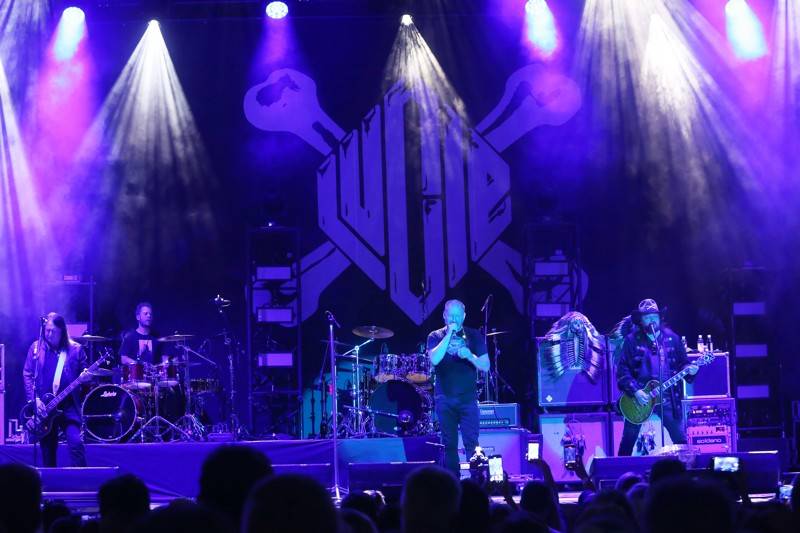 V Mikulově se dotkli Lucie. Kapela zahrála své největší hity, na koncert přijel i Leoš Mareš