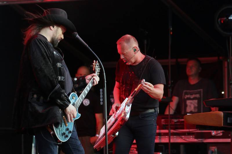 V Mikulově se dotkli Lucie. Kapela zahrála své největší hity, na koncert přijel i Leoš Mareš