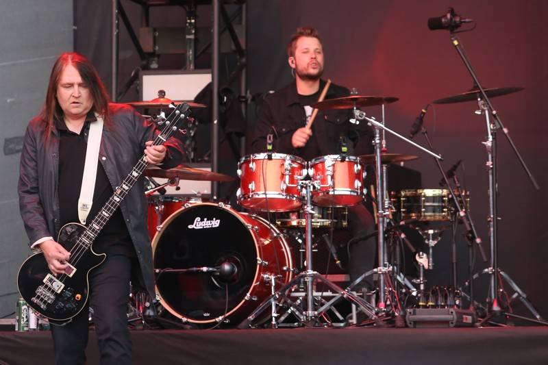 V Mikulově se dotkli Lucie. Kapela zahrála své největší hity, na koncert přijel i Leoš Mareš