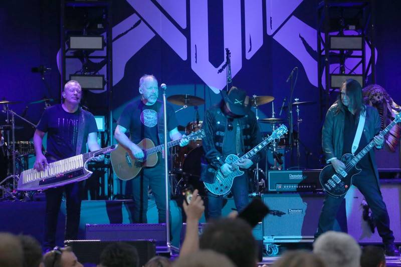 V Mikulově se dotkli Lucie. Kapela zahrála své největší hity, na koncert přijel i Leoš Mareš