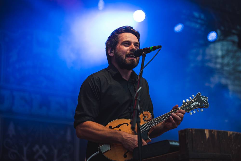 Jelen v pražských Ledárnách odolal hromům a bleskům