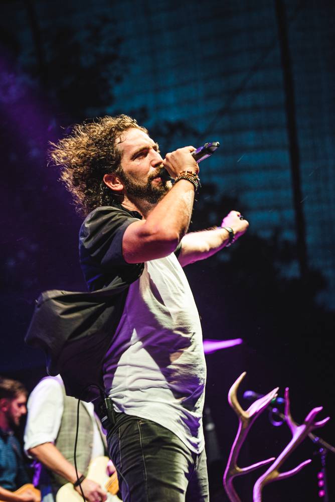 Jelen v pražských Ledárnách odolal hromům a bleskům