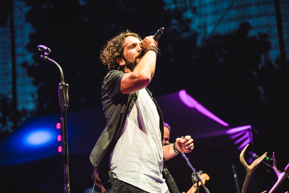 Jelen v pražských Ledárnách odolal hromům a bleskům