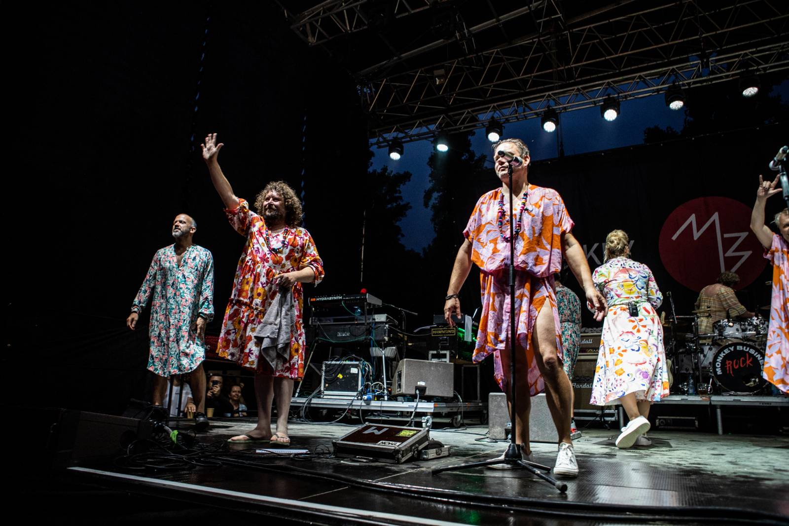 Monkey Business: Funková bouře nad branickou ledárnou