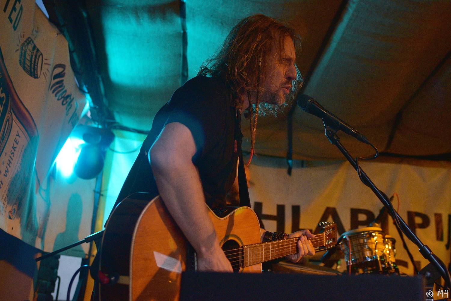 Anna K. rozehnala mračna nad Plzní, Zach's Pub zaplnila k prasknutí