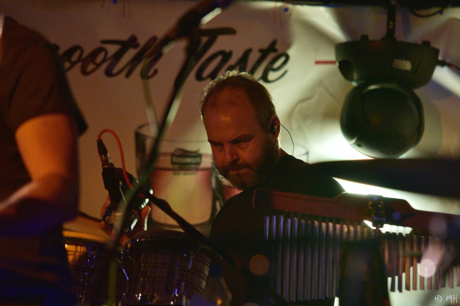 Anna K. rozehnala mračna nad Plzní, Zach's Pub zaplnila k prasknutí