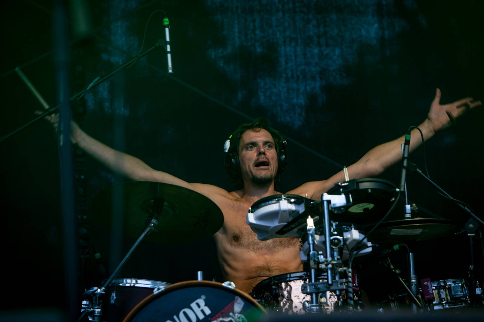 N.O.H.A. zahrála v Ledárnách Braník, roztančila publikum všech věkových kategorií