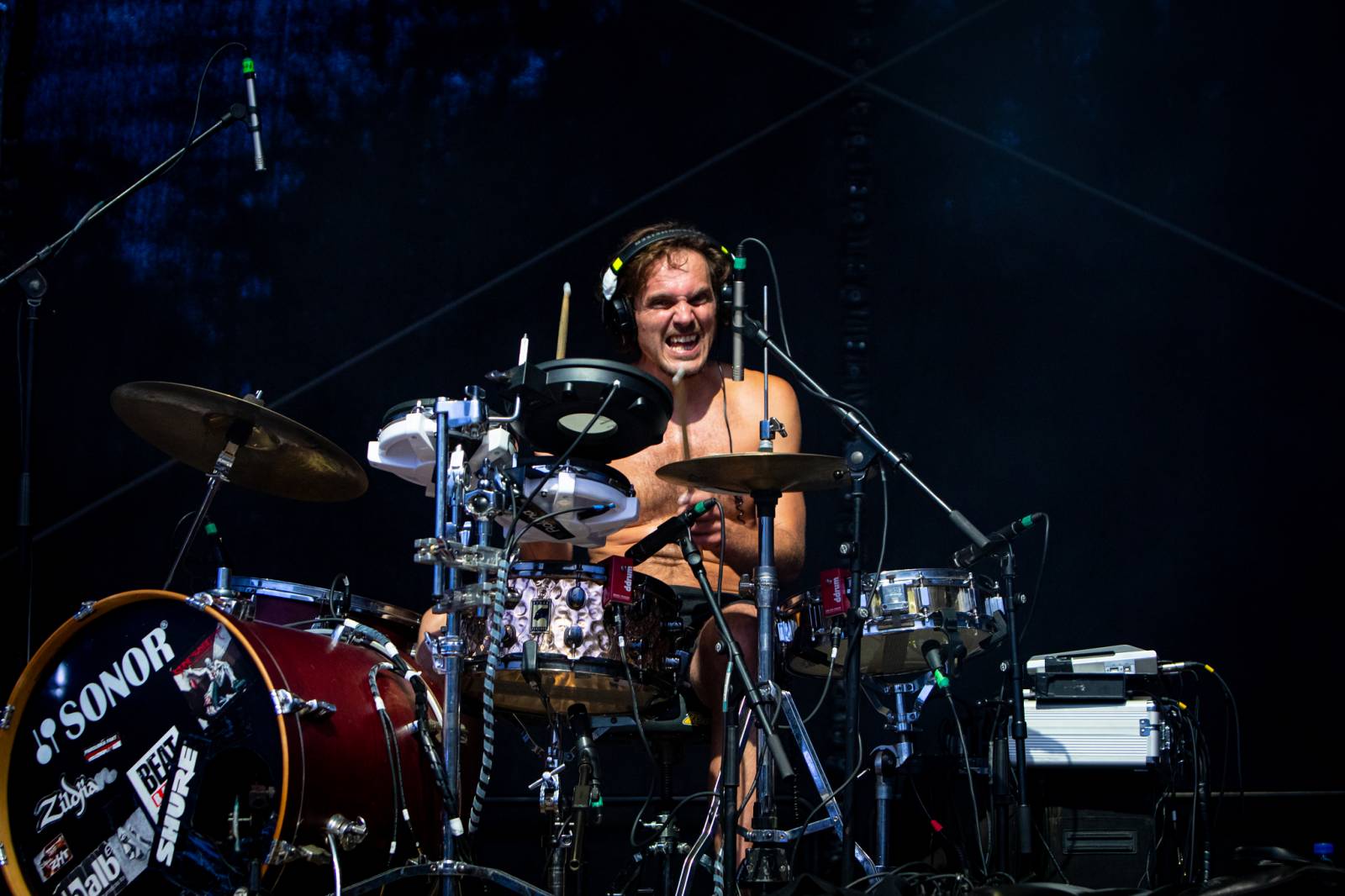 N.O.H.A. zahrála v Ledárnách Braník, roztančila publikum všech věkových kategorií