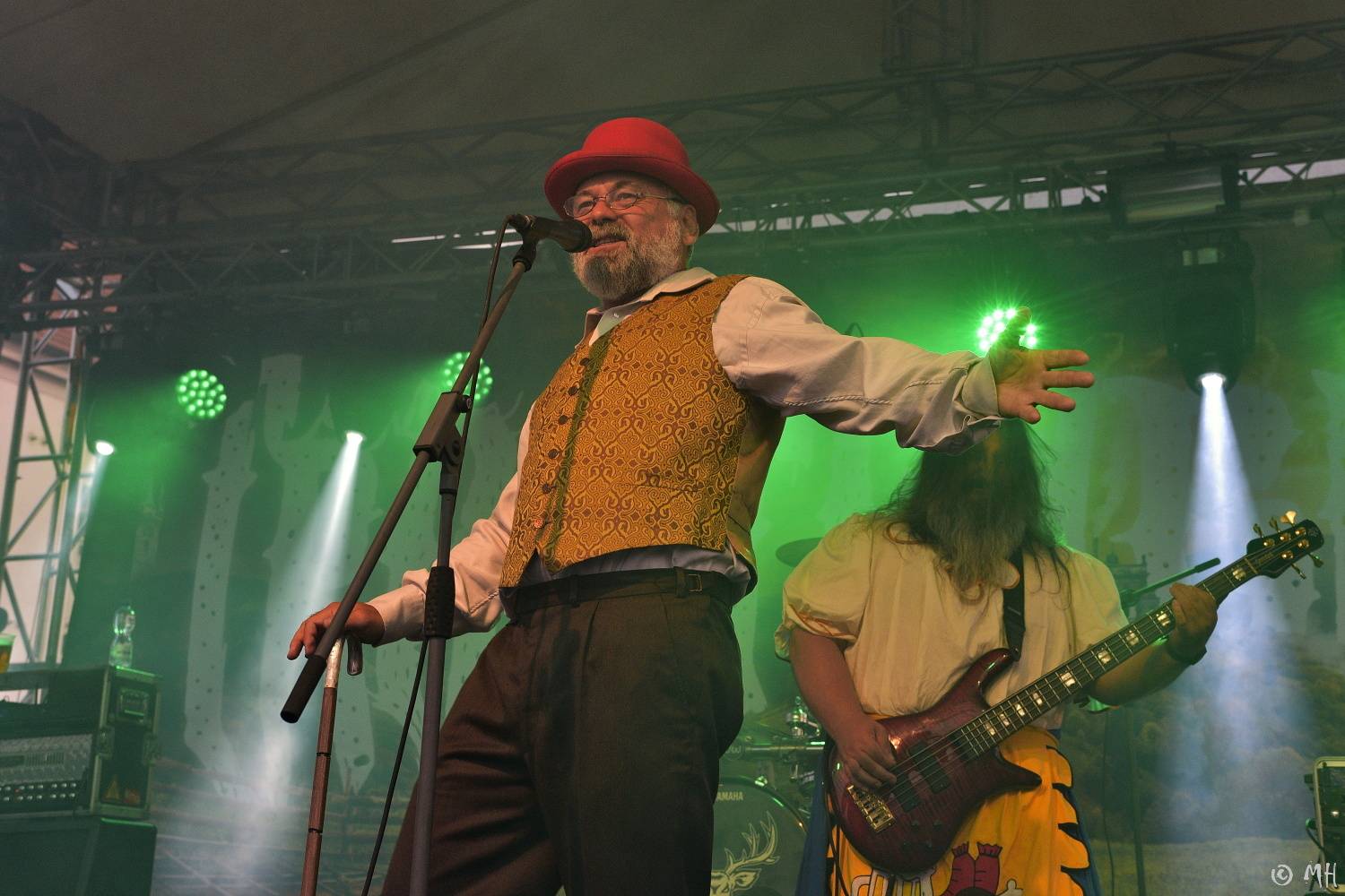 Trautenberk dobyli plzeňský pivovar, fanoušci zbourali zábrany