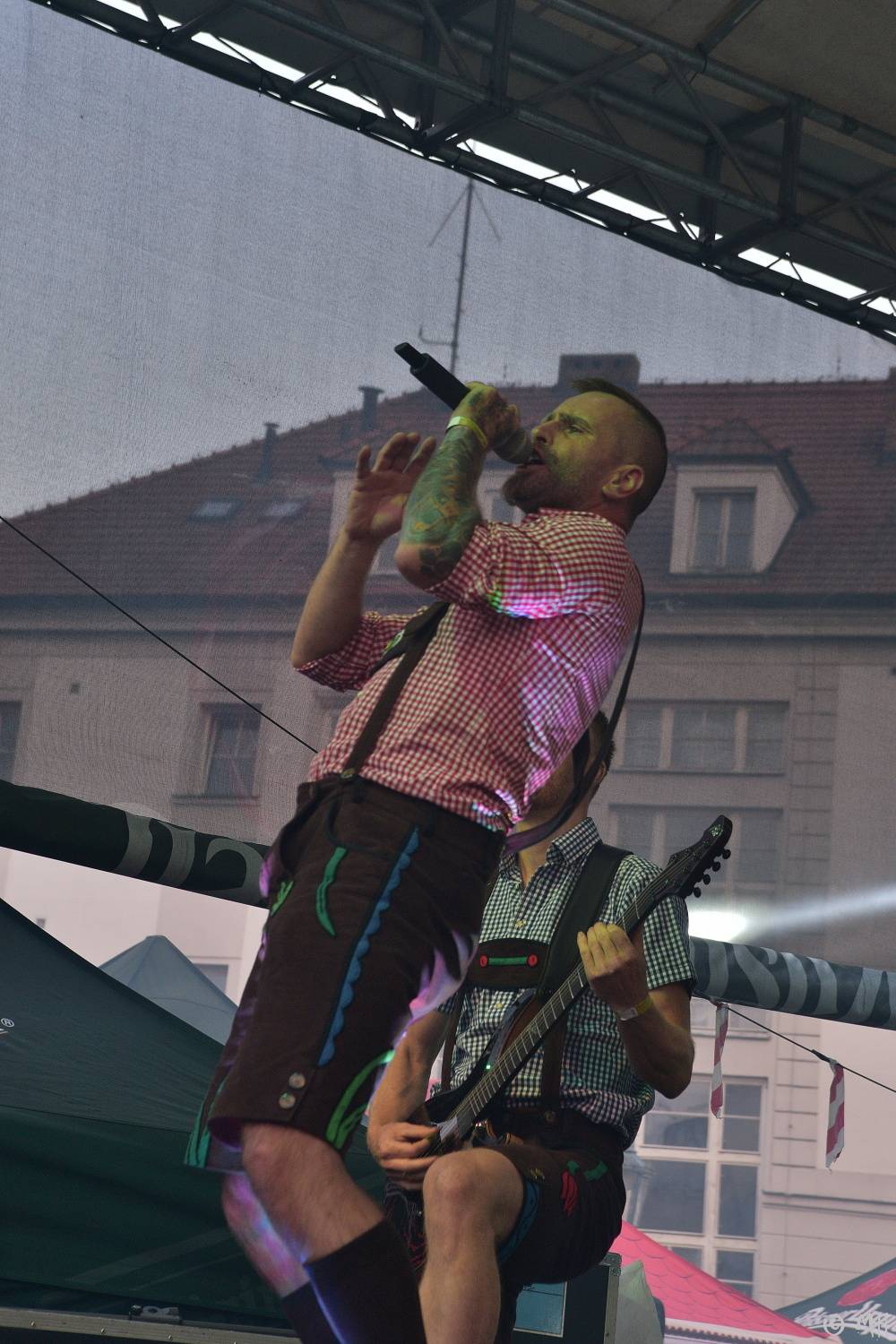 Trautenberk dobyli plzeňský pivovar, fanoušci zbourali zábrany