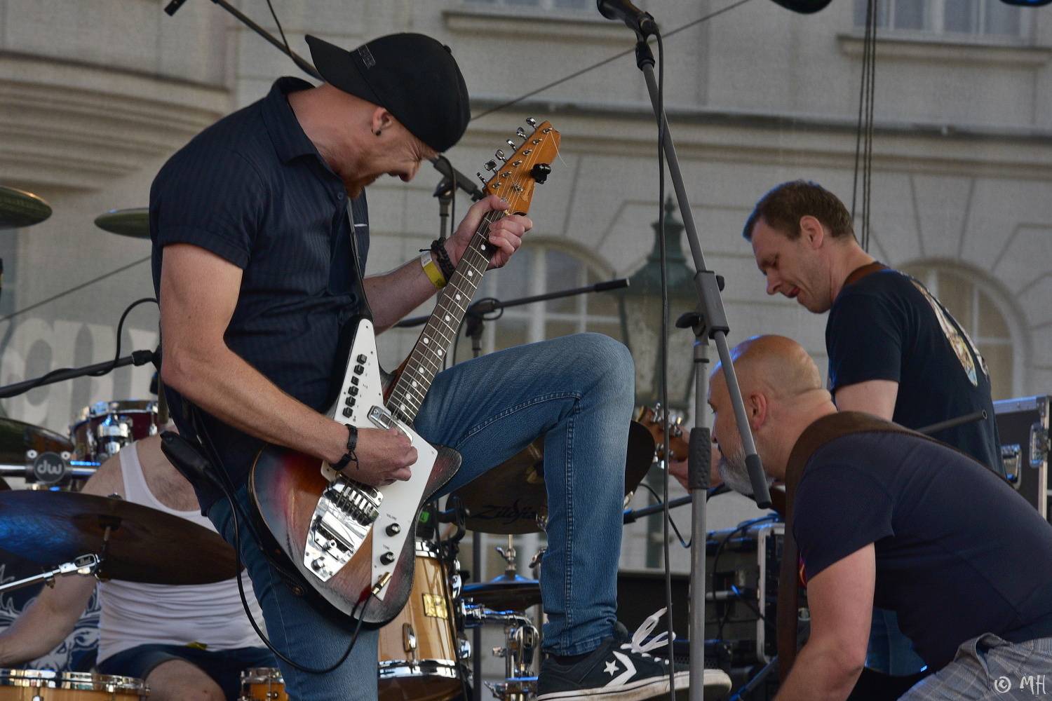 Trautenberk dobyli plzeňský pivovar, fanoušci zbourali zábrany