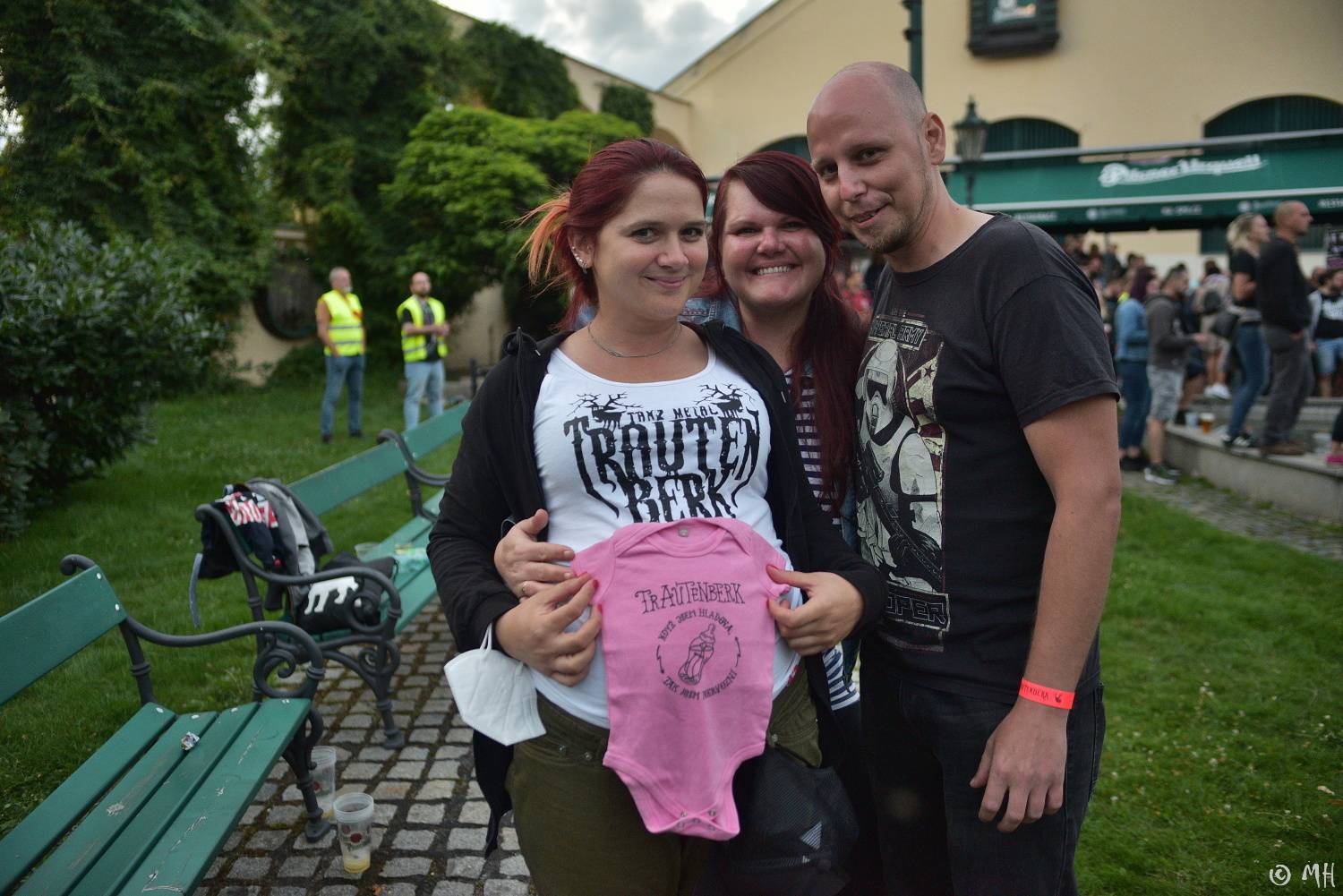 Trautenberk dobyli plzeňský pivovar, fanoušci zbourali zábrany