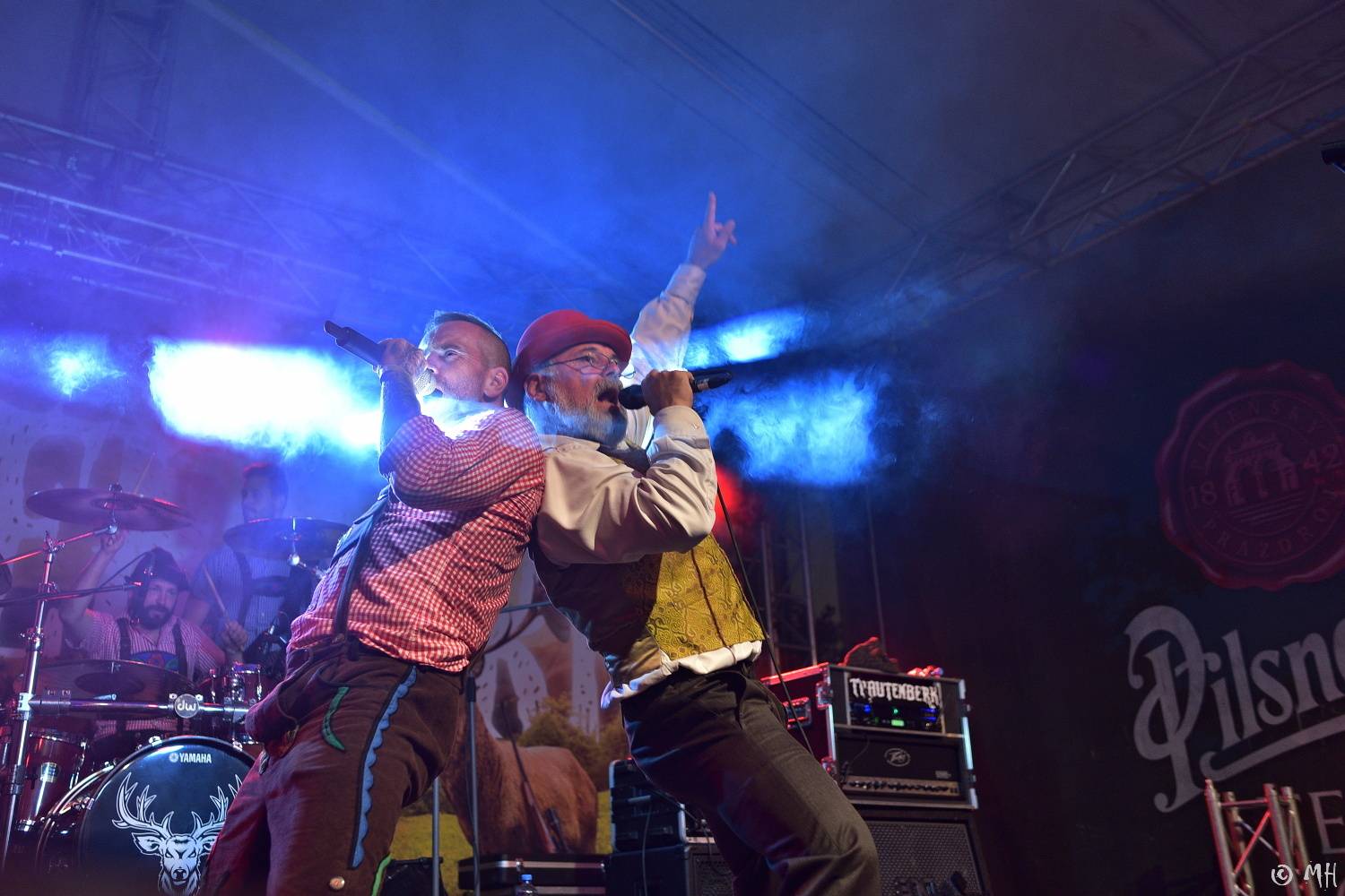 Trautenberk dobyli plzeňský pivovar, fanoušci zbourali zábrany