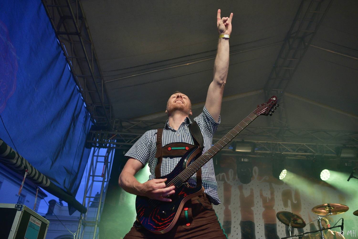 Trautenberk dobyli plzeňský pivovar, fanoušci zbourali zábrany