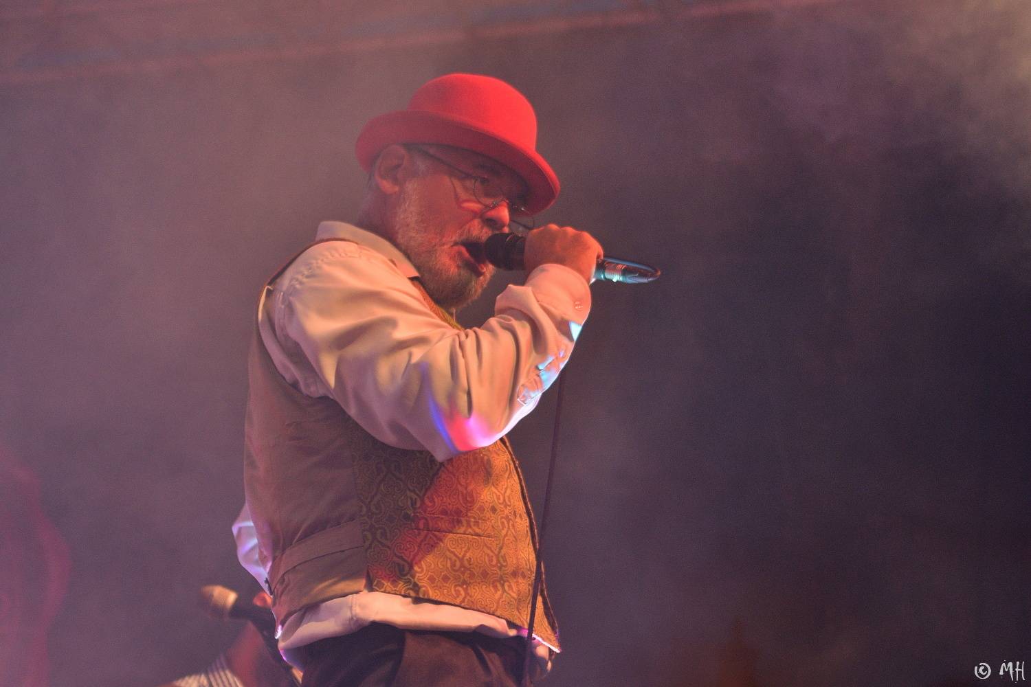 Trautenberk dobyli plzeňský pivovar, fanoušci zbourali zábrany