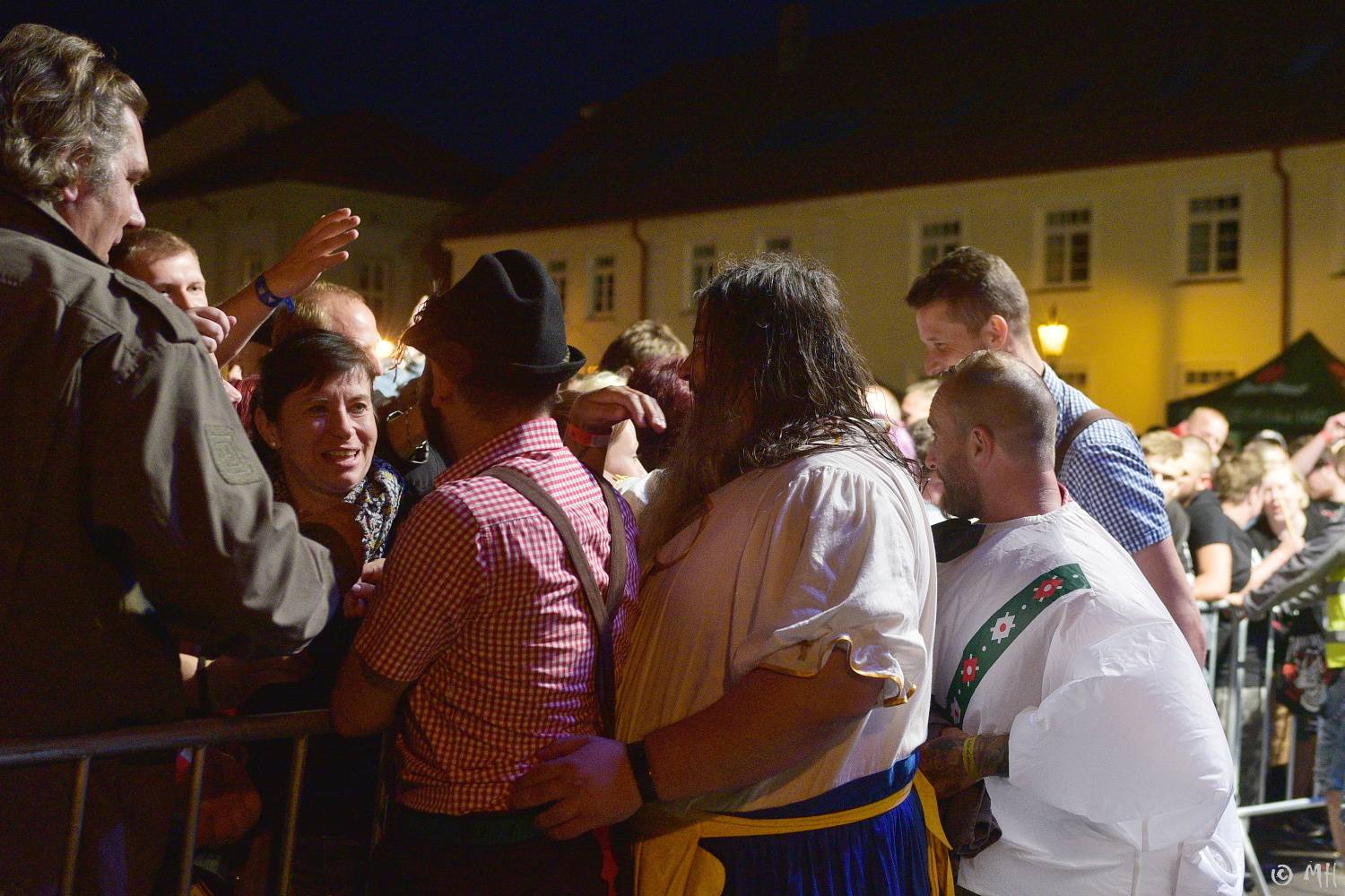 Trautenberk dobyli plzeňský pivovar, fanoušci zbourali zábrany