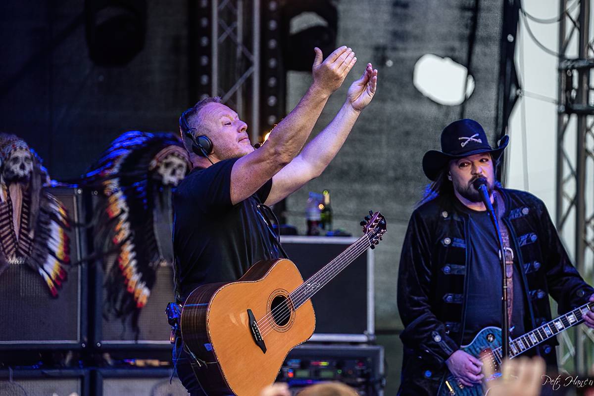 Lucie to rozjela v Třebívlicích, zahrála své největší hity