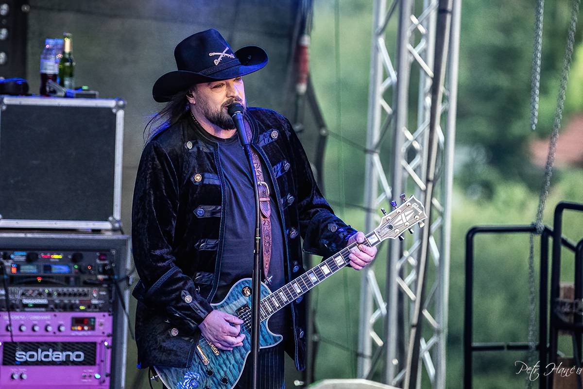 Lucie to rozjela v Třebívlicích, zahrála své největší hity