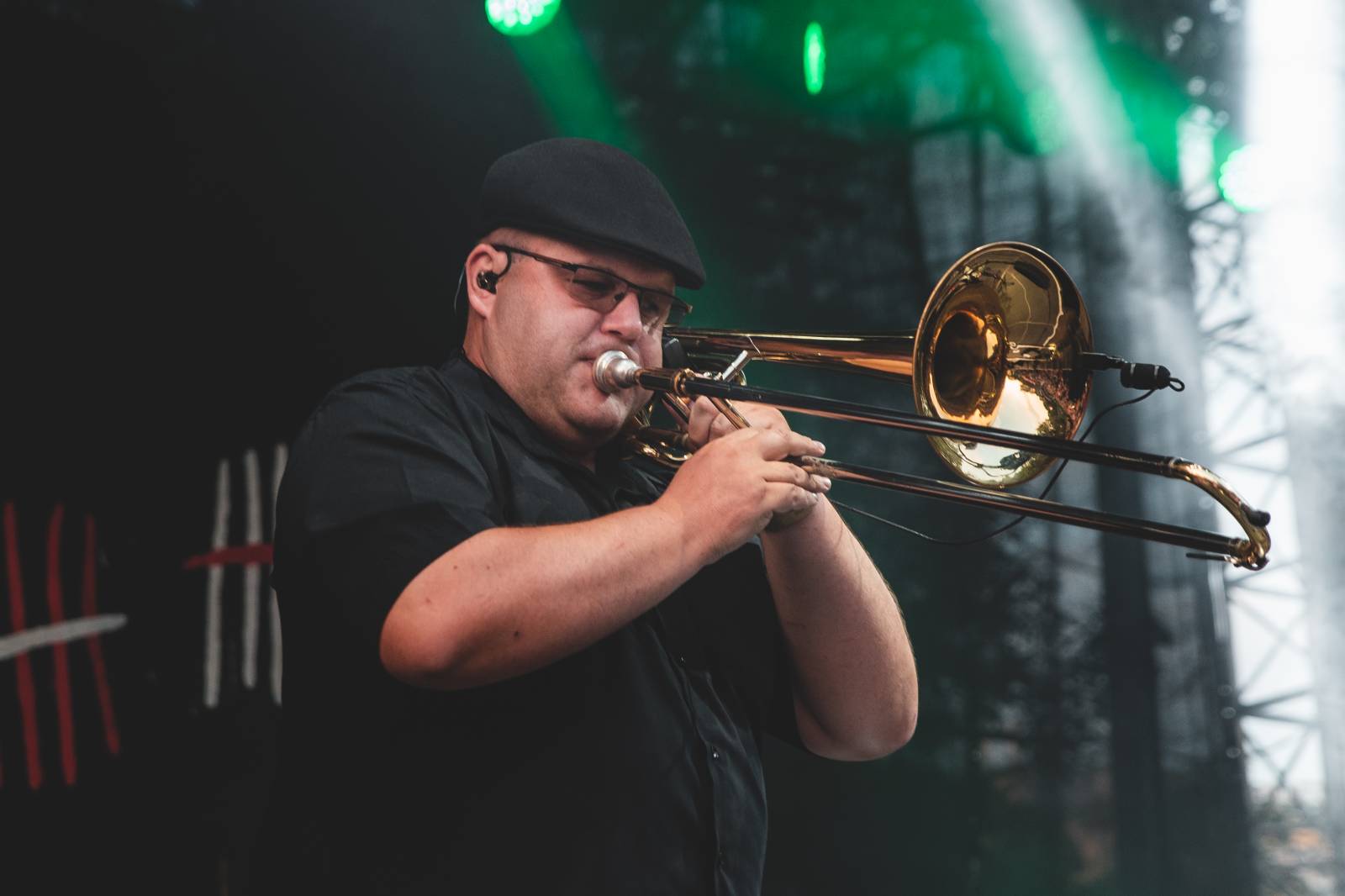 V Ledárnách Braník není o zábavu nouze, tentokrát se o ni postarala kapela Sto zvířat