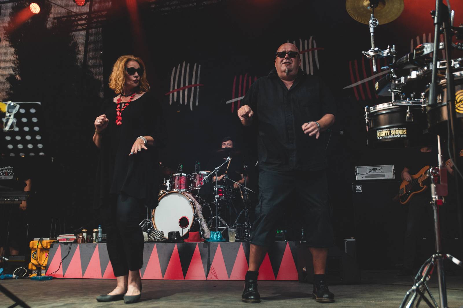 V Ledárnách Braník není o zábavu nouze, tentokrát se o ni postarala kapela Sto zvířat