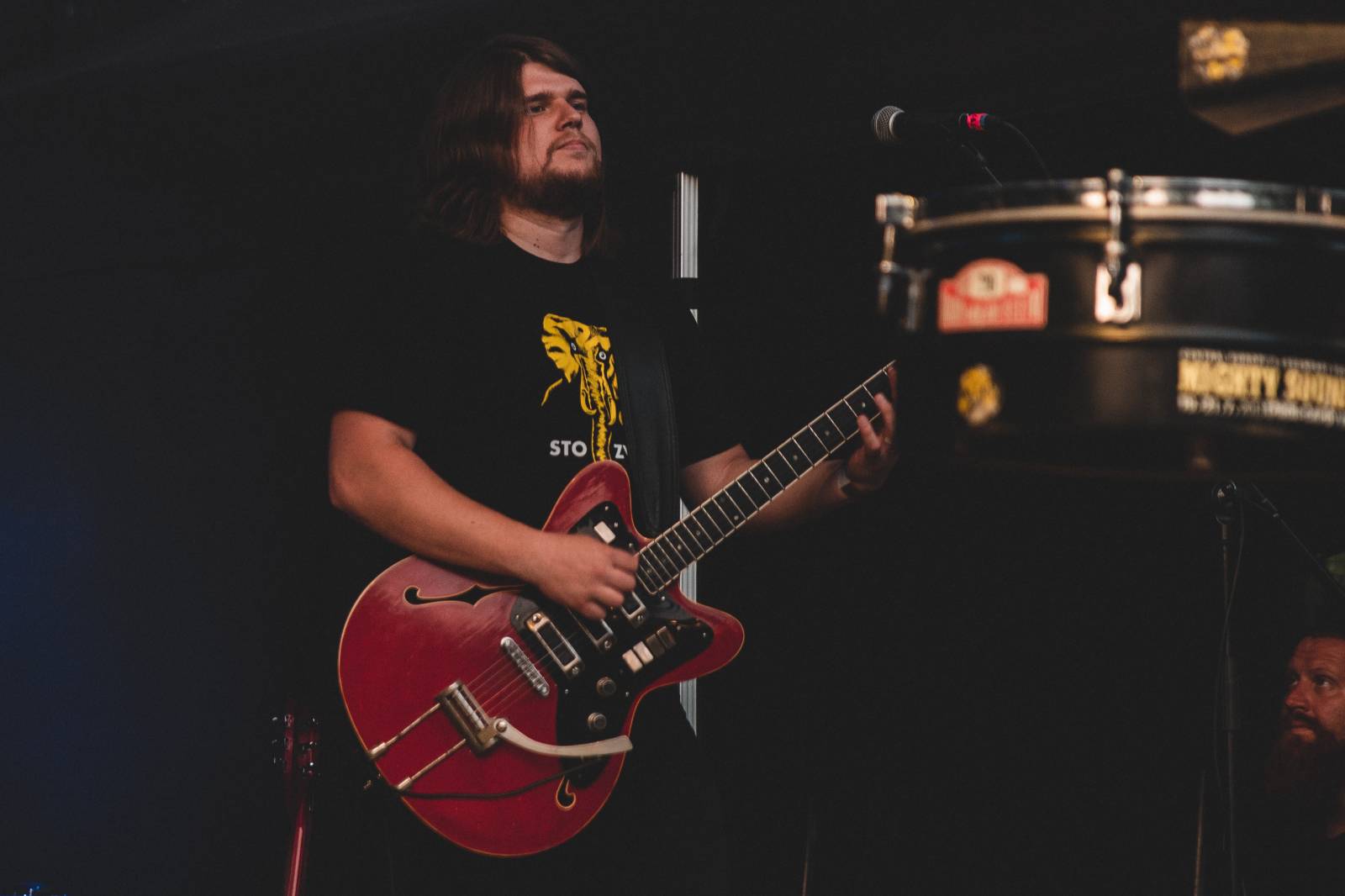 V Ledárnách Braník není o zábavu nouze, tentokrát se o ni postarala kapela Sto zvířat