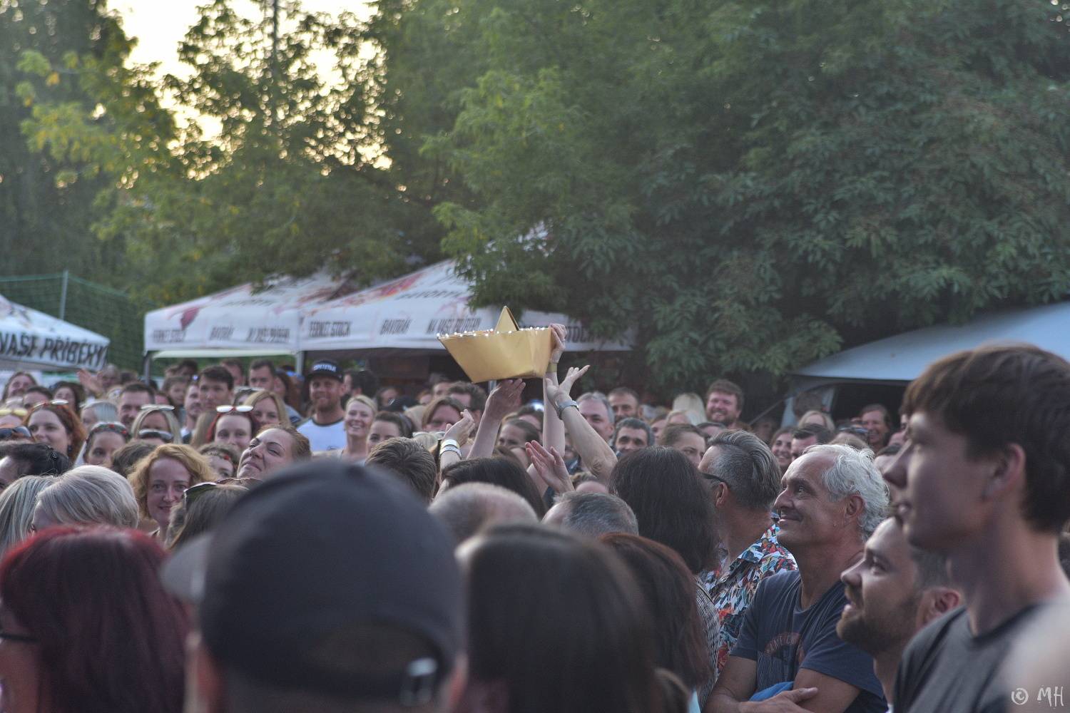 Mig 21 rozparádili fanoušky, kalhotky létaly v plzeňském Leháru vzduchem