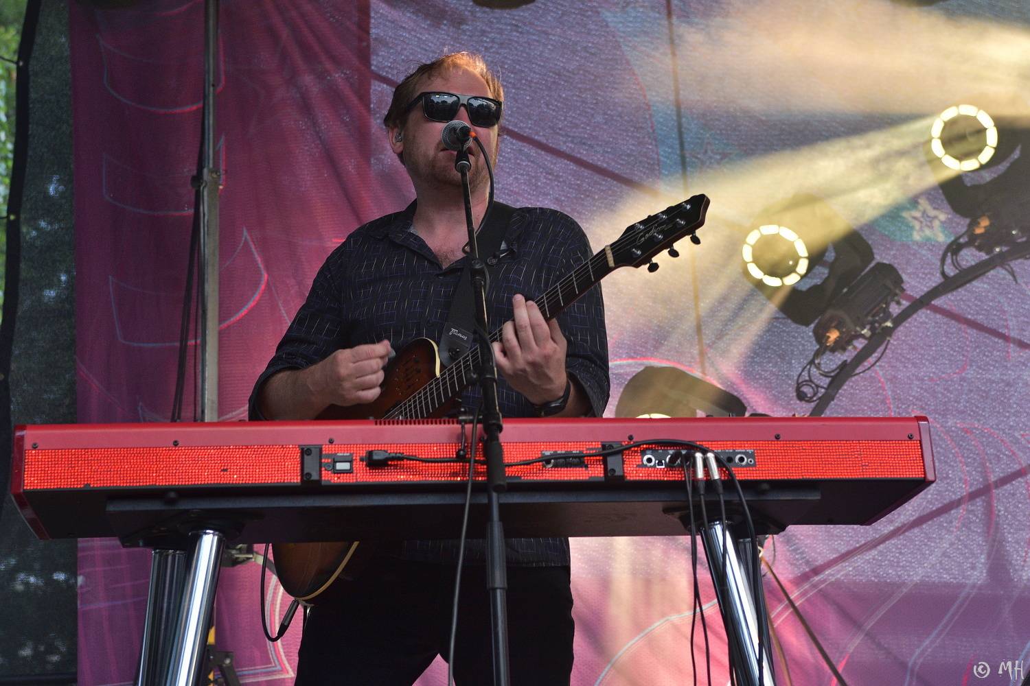 Mig 21 rozparádili fanoušky, kalhotky létaly v plzeňském Leháru vzduchem