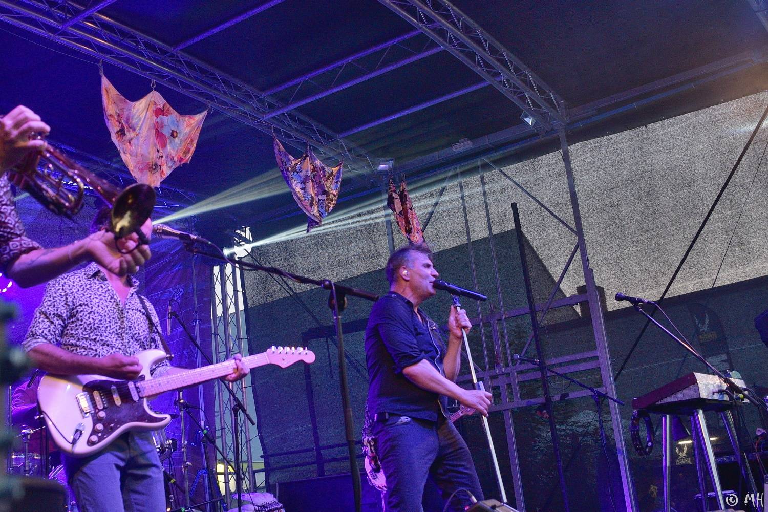 Mig 21 rozparádili fanoušky, kalhotky létaly v plzeňském Leháru vzduchem