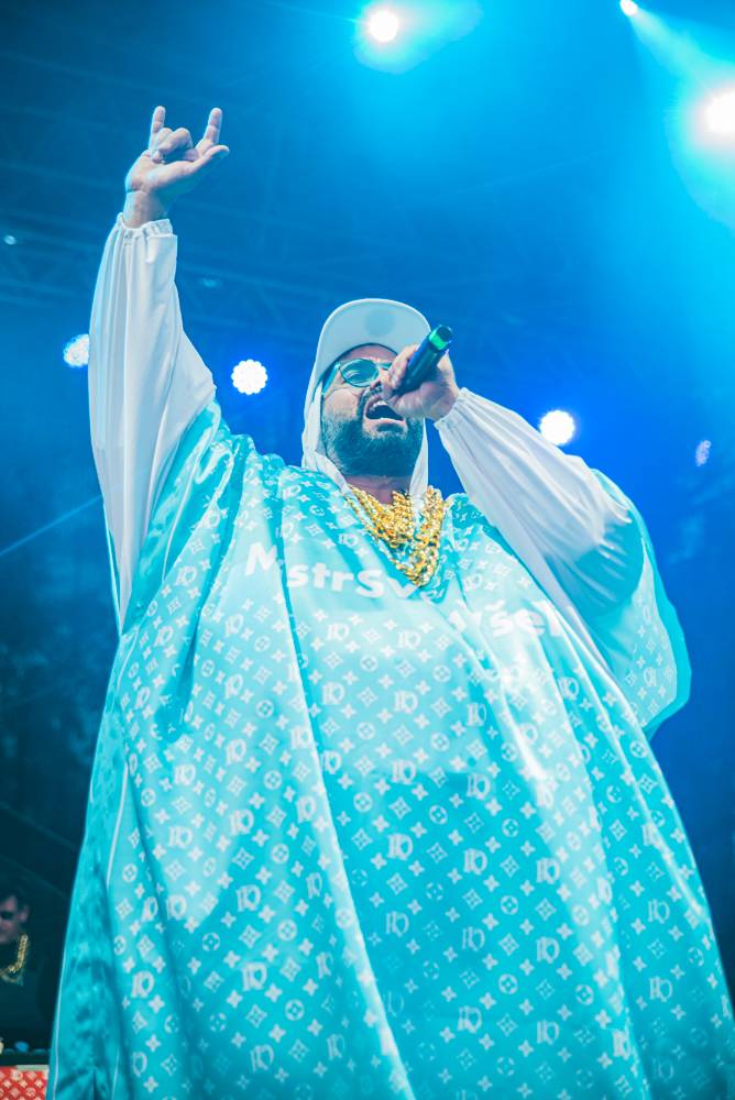 Kapitán Demo oslavil v Ledárnách Braník narozeniny svých fanoušků novým singlem 