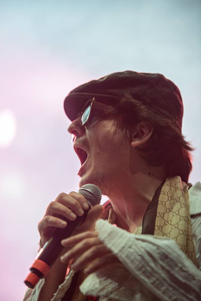 Kapitán Demo oslavil v Ledárnách Braník narozeniny svých fanoušků novým singlem 