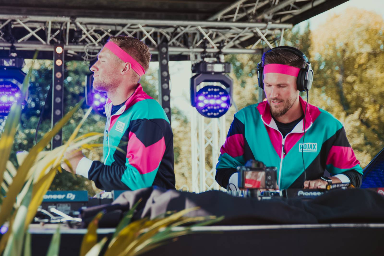 Párty při západu slunce s Lost Frequencies, to byla No-Co-Viď Session