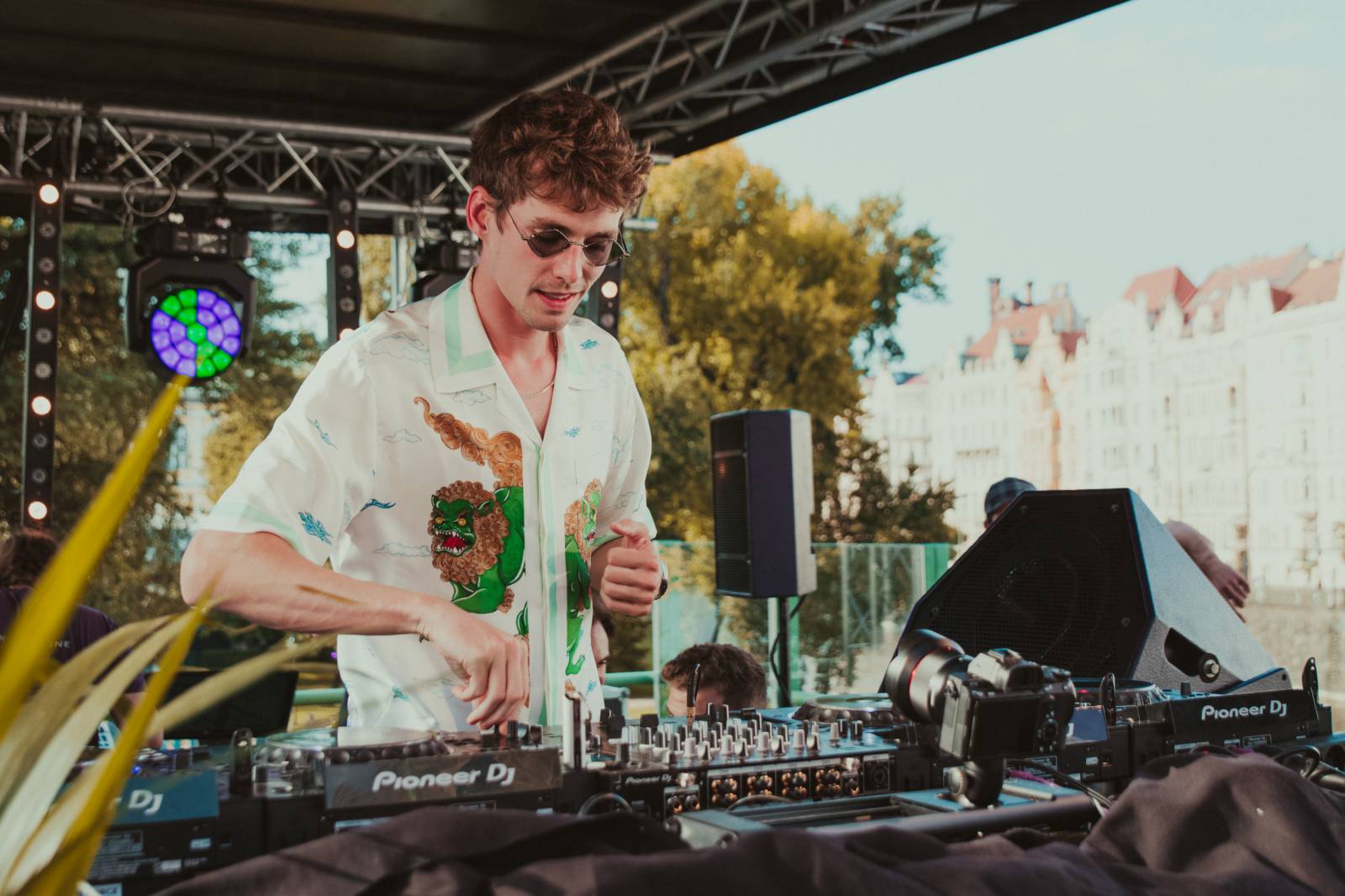 Párty při západu slunce s Lost Frequencies, to byla No-Co-Viď Session