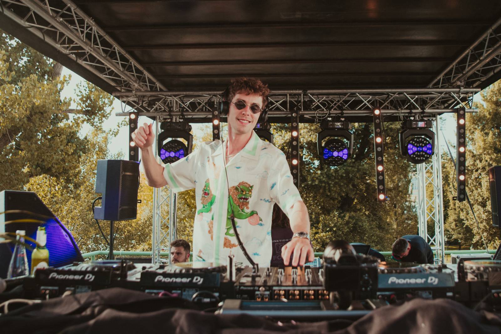 Párty při západu slunce s Lost Frequencies, to byla No-Co-Viď Session