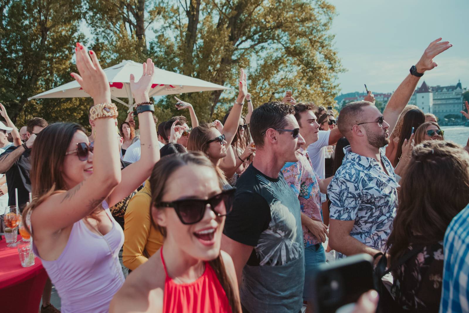 Párty při západu slunce s Lost Frequencies, to byla No-Co-Viď Session