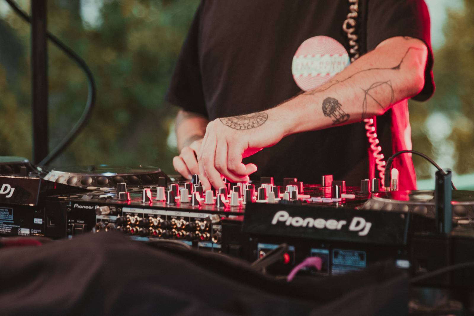 Párty při západu slunce s Lost Frequencies, to byla No-Co-Viď Session