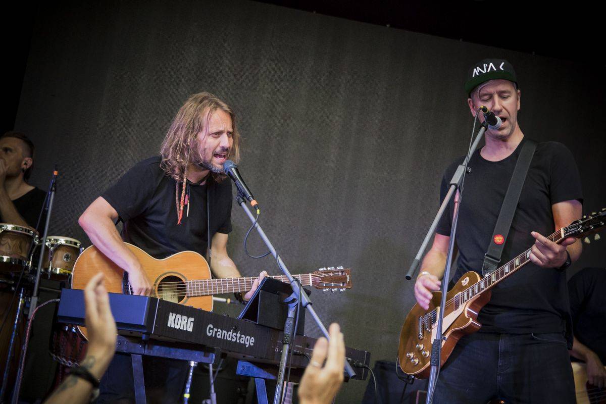 Anna K. rozzářila světlem Riegrovy sady, publikum nadšeně zpívalo a tleskalo