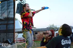 ČAD, Ejakulující kokos a mnoho dalších - první den Kravín Festu