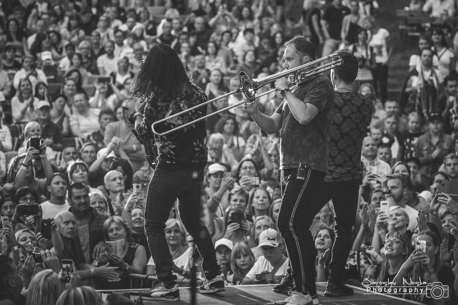 Kryštof v půlce turné zavítali na trutnovské Bojiště, hráli hit za hitem