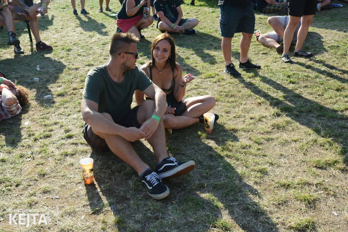 Totální punková jízda - to byl druhý den Kravín Festu